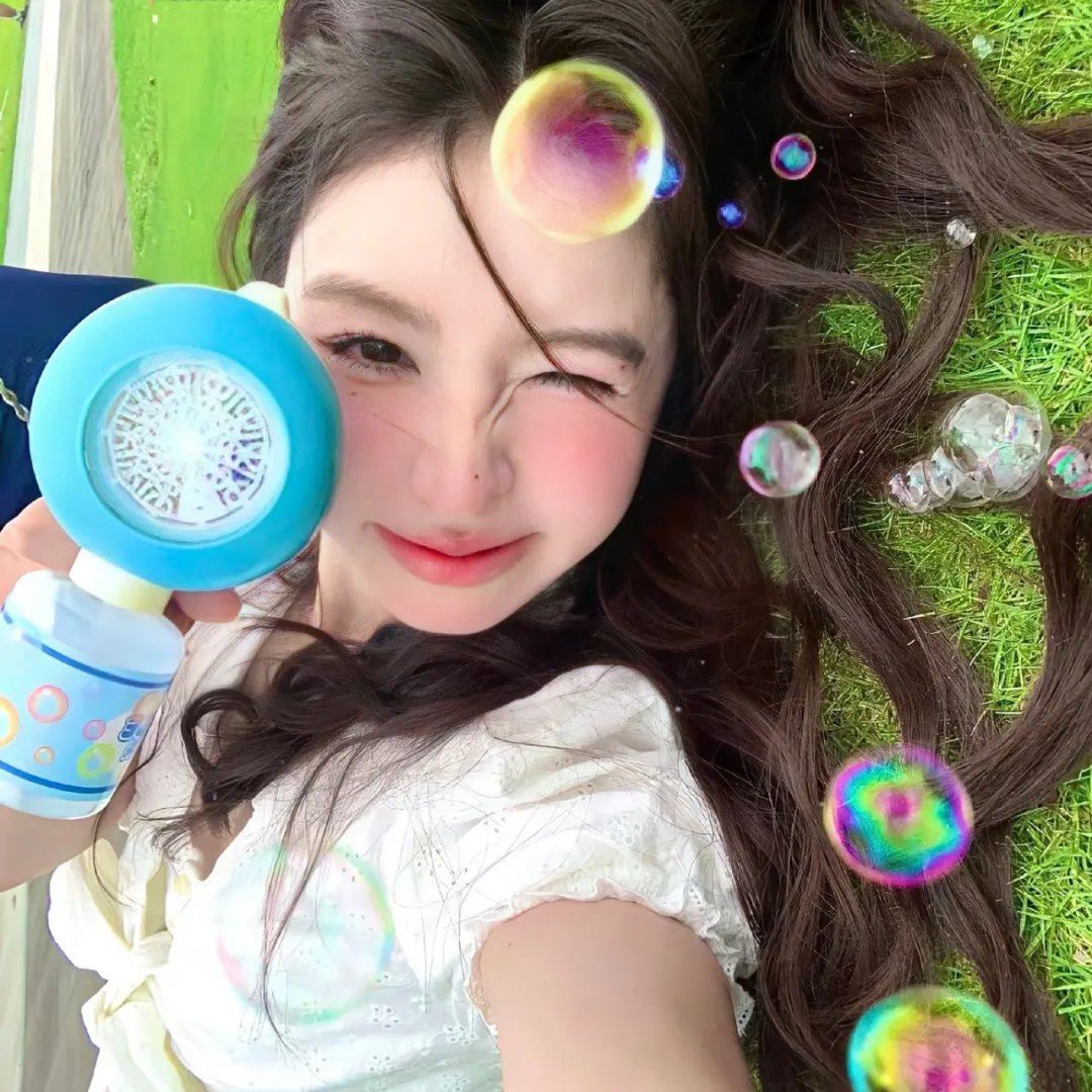 亲爱的,我把孩子缩小了 封面